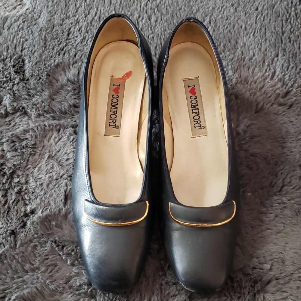 Navy Blue 6 1/2 Pumps I ❤ Comfort shoes